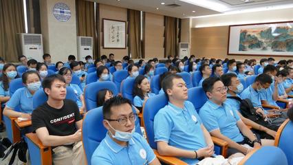 我院成功舉辦“企業(yè)工程師大講堂”活動，聚焦太陽能計算機軟件科技前沿